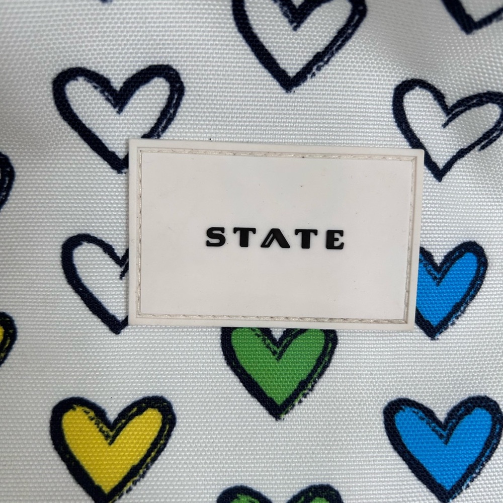 STATE Bags Kane Kids Travel Backpack in the Rainbow Hearts Print Travel School - Picture 4 of 12